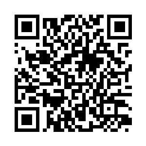 只是他的眼神时不时的朝着李湘婷的领口探去二维码生成