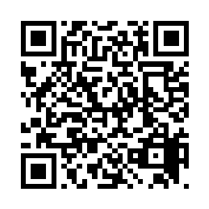 只是依旧在固执的开始着他们的动作二维码生成