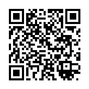 只是卢向东办公室里还有那两位校长在二维码生成