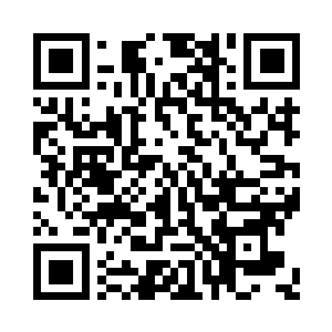 只是手指却像是不经意间拂过她的耳际似的二维码生成