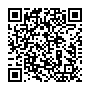 只是眼睁睁地看着那九颗威力巨大的石子生生向自己射来二维码生成