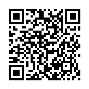 只是站在床上慌慌张张地抓起被子裹住下半身二维码生成