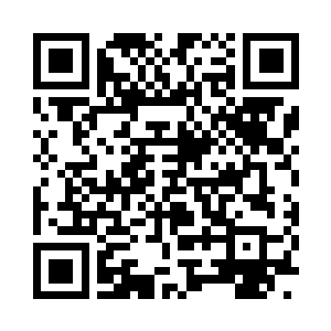 只是趴在靠在地上城上大口大口喘着粗气二维码生成