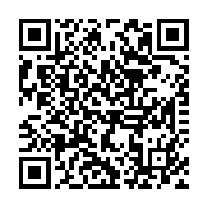 只是通过之前那位阻止墨无相与夏星辰交手的古界老者二维码生成