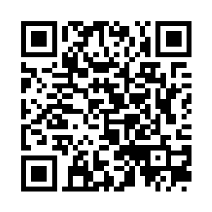 只有一张破木板床和一张破旧的木桌二维码生成