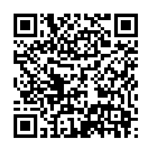 只有沿着流离山脉的下端走才可以找到这条直通的路二维码生成