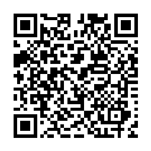 只有站在张铁床面前的一个五十多岁的男人深深吸了一口气后二维码生成