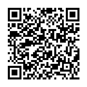 只有轻重不一的喘气者和偶尔压抑不住的咳嗽声二维码生成