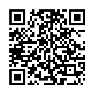 只留下了一个灿烂背景下的模糊背影二维码生成