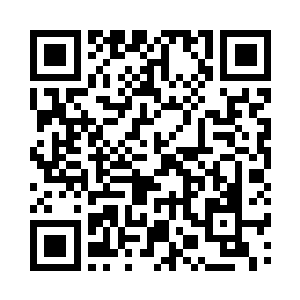 只看到远处的那些巨树都剧烈的摇动着二维码生成