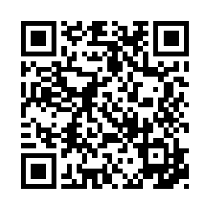 只能低着脑袋任由一封封折子摔在他身上头上二维码生成