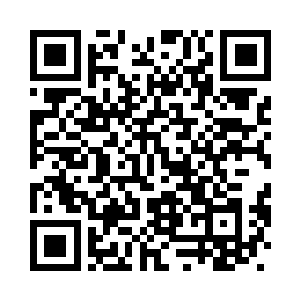 只能眼睁睁看着无穷无尽的陨石雨二维码生成