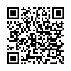 只见一名身穿白袍的男子走到楚之玄的旁边二维码生成