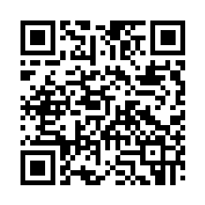 只见一辆辆军用吉普车停在了别墅院子里二维码生成