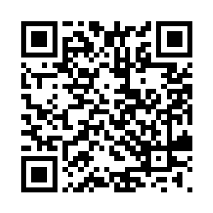 只见他一脸谨慎郑重的往盒子里面看去二维码生成