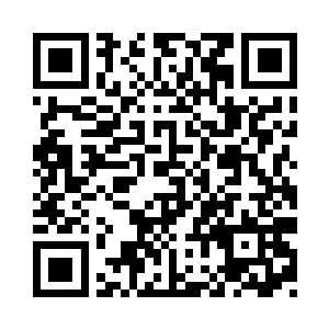 只见他的全身被一股绚烂的光芒所笼罩二维码生成