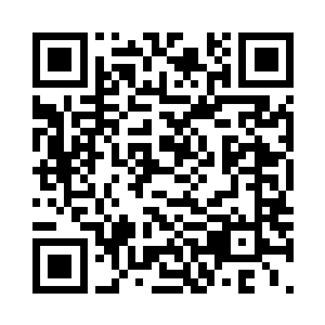 只见他的眼中仿佛也是窖藏多年的酒二维码生成