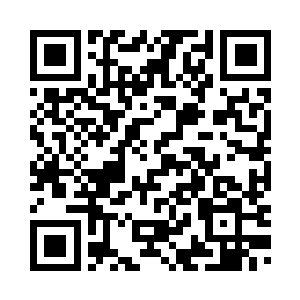 只见包厢的大门猛的一下被人撞开二维码生成