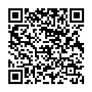 只见半空中所有的水字一个字连接一个字失去支撑二维码生成
