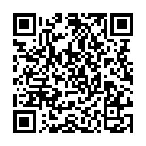 只见原本前去大狱中给卢俊义送牢饭的燕青急急奔回二维码生成