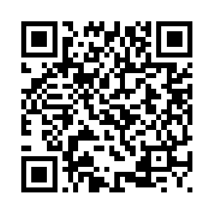 只见在老板娘和田秀花的房间门口二维码生成