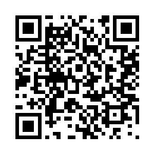 只见地上被马刀划出一条深深的痕迹二维码生成