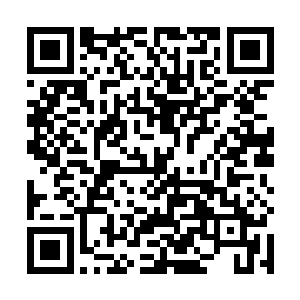 只见寒冰王座上面的那层像塔一样的东西突然就崩塌了二维码生成