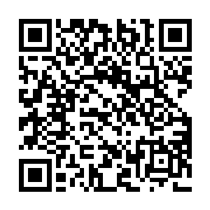 只见就在那两个黑暗精灵因为楚旬表现出来的惊人战力二维码生成