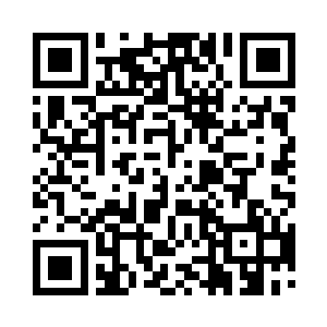 只见早已在旁边准备好的上官雪舞按动机关二维码生成