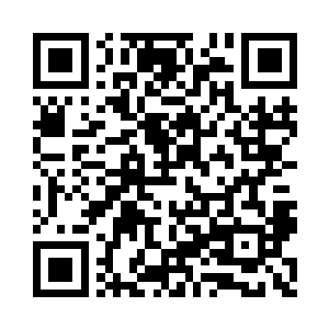 只见胸口前的外衣已被划开一个大大的叉二维码生成