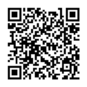 只觉身体仿佛被一股巨大无比的力量拼命的撕扯着二维码生成