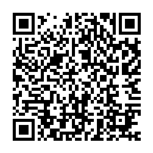 只需要小兄弟将刚刚从真剑阁内购买的那件上品圣器惊虹剑交出来即可二维码生成