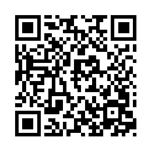 可以借给我一套你们餐厅服务员的服装么二维码生成