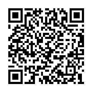 可以看到像老严这样在灾害当中冒险救人的英雄二维码生成