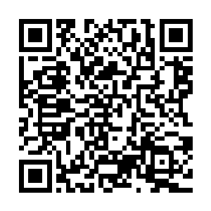 可刚才确实亲眼看到夭华毫不犹豫的将杯中的酒都一饮而尽了二维码生成