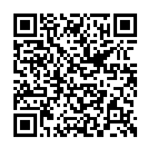 可后面她无意当中唐晓菲偷偷在卫生间里面挤奶二维码生成