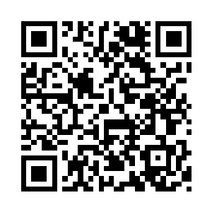 可周围的血色沙漠中却依旧是静悄悄的一片二维码生成