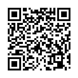 可四下里的人跟本也没有想往她们俩跟前靠二维码生成