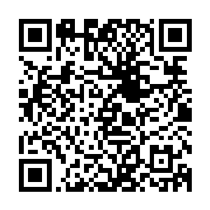 可对曾经能把夫人扔在一角甚至百年也不见上一面的情况来说二维码生成