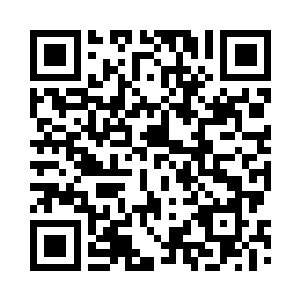 可就在她几乎要冲出镇子的时候……二维码生成