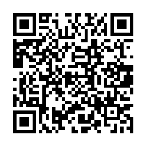 可方寸公司的人说那些办公家具和电脑都是他们的二维码生成