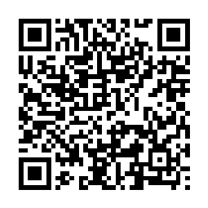 可是为什么眼前的这个女子却一直对他熟视无睹呢二维码生成