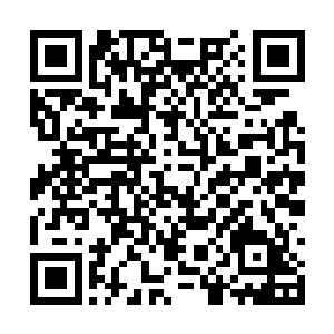 可是他却无法接受这两天脑子里居然一直在想着她二维码生成