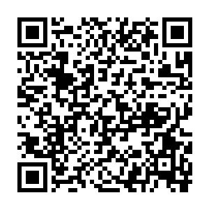 可是他心中十分的明白两个人的关系已经是属于那种不可调和的了二维码生成