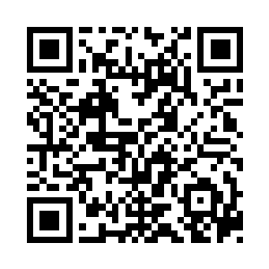 可是刚刚站起来就被莫小鱼给按在了椅子上二维码生成