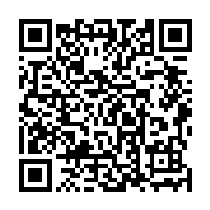 可是厉无量那家伙在里面居然那么快活……坐在茅厕旁边二维码生成