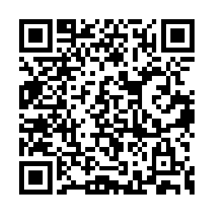 可是在这坚硬的花岗岩地面上却是留下一道深痕二维码生成