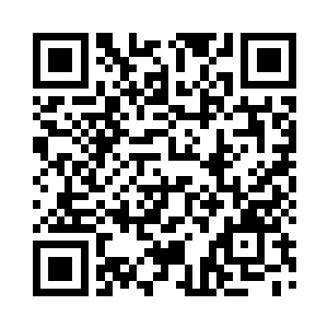 可是当她瞥到了那块大小洞天的石碑时二维码生成