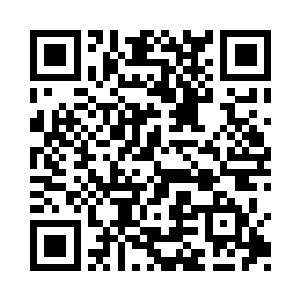 可是我觉得他现在对我说话的态度随意了很多二维码生成