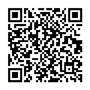 可是甲板上不是平地而且上面这点儿的空间也没地方给你坐下二维码生成